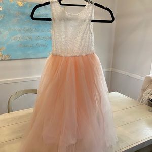 Sleeveless pink and white flower girl dress, NWT